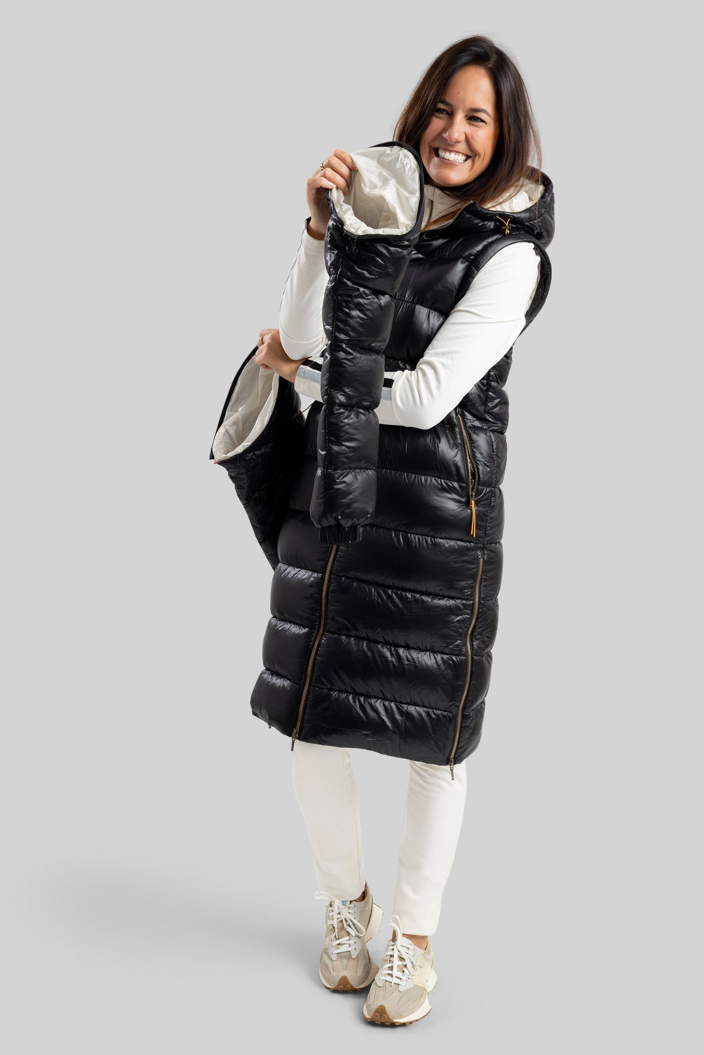 BARBARA Winter coat with zip-off sleeve OH25313