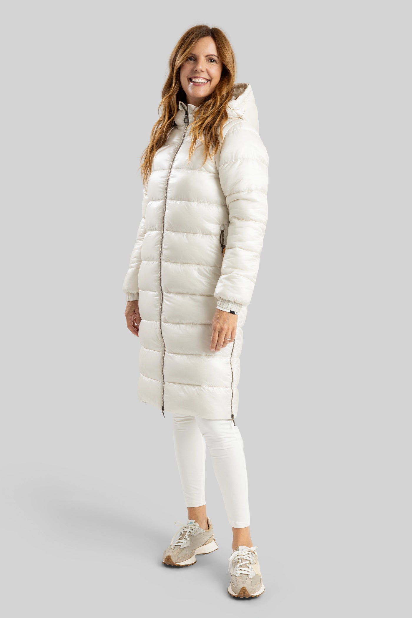 BARBARA Winter coat with zip-off sleeve OH25313